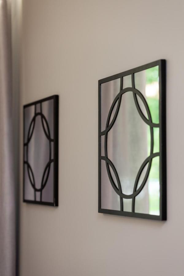 Beautiful Two-Bedroom Apartment Warsaw Bielany By Noclegi Renters Bagian luar foto